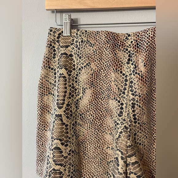 HAUTE Monde Reptile Print Skort Mini Skirt - Picture 5 of 8
